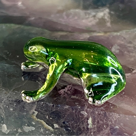 Lucky Little Frog Green Miniature Metal Figurine MINI Figure Small Paperweight - Picture 16 of 16